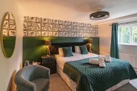 The Oaks Hotel Отели в г. 