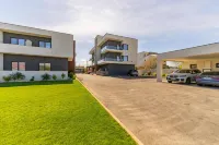 MCity Hotel فنادق في Vladimirescu