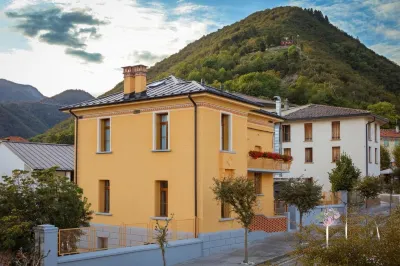 Casa Oliva Quero Các khách sạn gần Fontane Lombardesche di Feltre