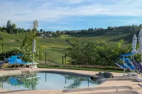 Ca Dei Currà Hotels in Neive