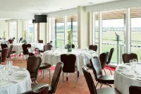 Lingfield Park Marriott Hotel & Country Club Hotels in Lingfield