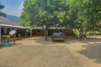 AA Bungsu Syariah Balekambang Ciletuh Sukabumi RedPartner Hotel dekat Geopark Ciletuh Amphitheater Panenjoan