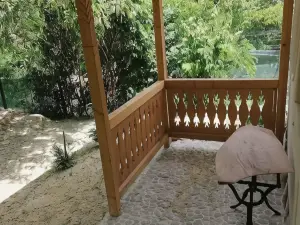 Casa de Oaspeti Adorabila Aproape de Natura