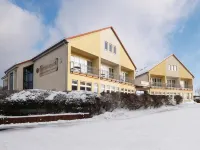 Hotel am Heidepark Hotels in Neuklingenberg