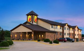 Super 8 by Wyndham Marion