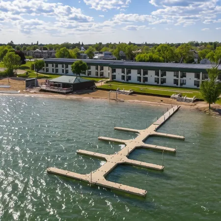 Tawas Bay Beach Resort & Conference Center
