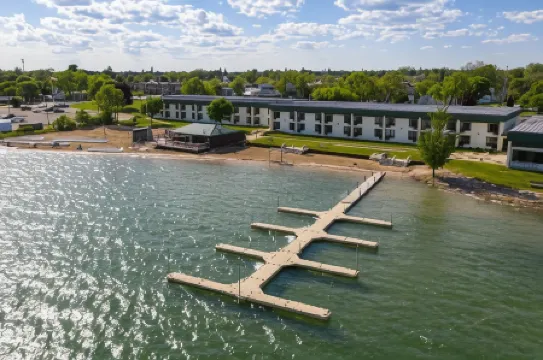 Tawas Bay Beach Resort & Conference Center