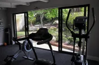 Quinlan & Cooke Boutique Townhouse and QCs Seafood Restaurant - Gym