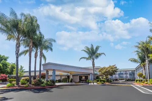 Holiday Inn Dublin-Pleasanton Các khách sạn ở San Ramon