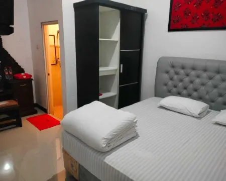 加爾特里民宿 Kabat酒店