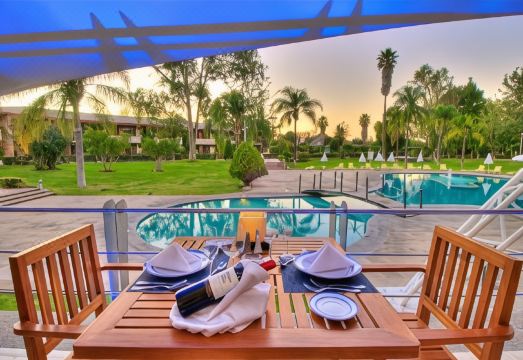 호텔 라스 트로헤스 야외 수영장