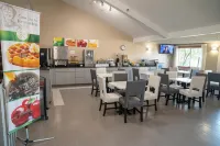 Quality Inn Near Medical Center - breakfast