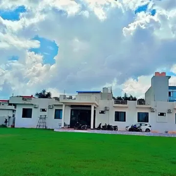 The Muskmelon Resort and Hotel