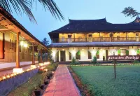 Kumarakom Heritage Resort
