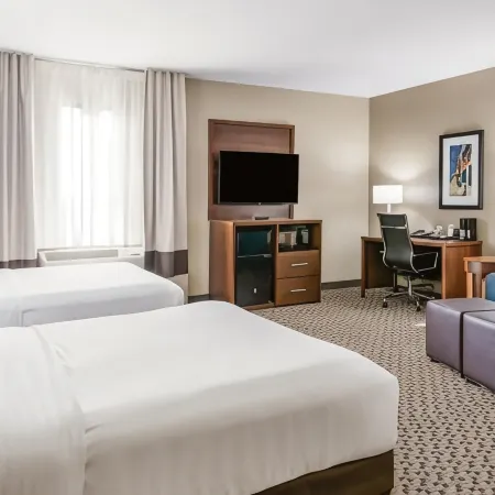 Comfort Suites