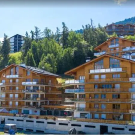 Nendaz 4-Vallees  2 Bedroom Apartment with Indoor Swimming Pool.