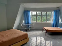 Ria Cameron Hotel