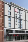 Ibis Brighton City Centre - Station Hotels near Gatton Park