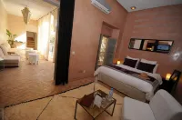 Riad Vendôme & Spa Hoteles cerca de Museo de Marrakech