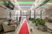Upscale Condos and Penthouses Close to Canal and Bourbon St