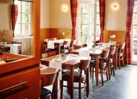 Hotel Alte Schule GmbH Hotels in Wendisch Rietz