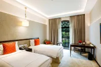 Taj Mahal Lucknow Hotels in Lakhnau