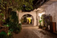 デイヴィッド ブティック ホテル カジミエシュ周辺のホテル