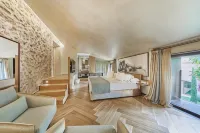 Sa Creu Nova Petit Palais Art & Spa