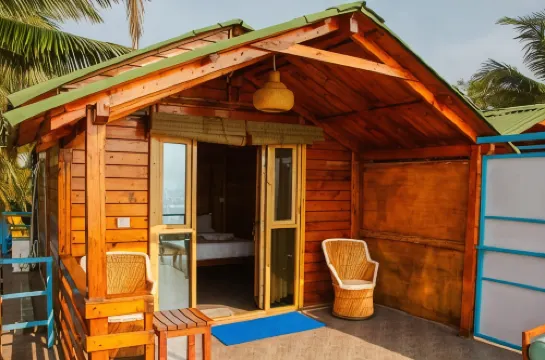 新公共之家酒店