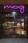 Moxy York York otelleri