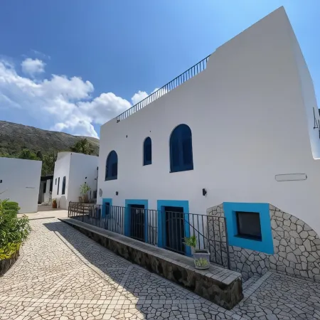 Hotel Aura
