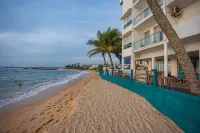 Hikkaduwa Beach Hotel - parking
