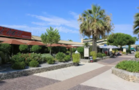 藍色海岸3000公寓