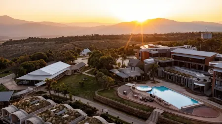 Angels View Hotel Отели рядом с достопримечательностью «Sabie River Camp»