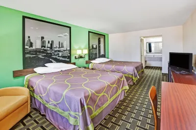 Super 8 by Wyndham Baytown / I-10 Hotels in Baytown
