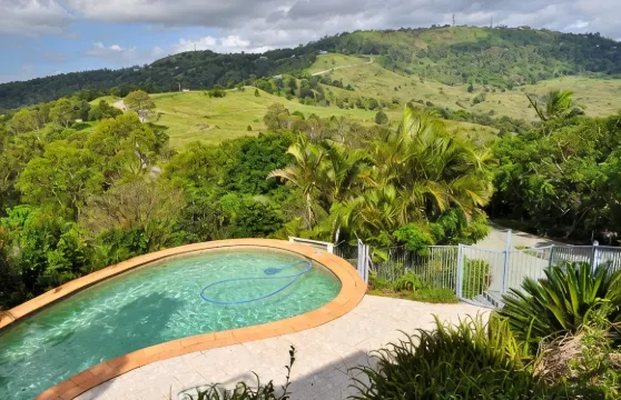 喬木林公園住宿加早餐山林小屋