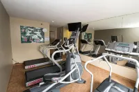 Super 8 by Wyndham Chicago O'Hare Airport Hotel a Elk Grove Village