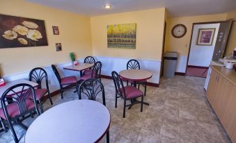Super 8 by Wyndham Elko