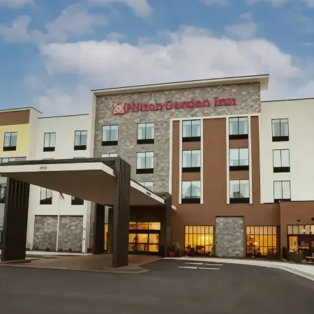 Hilton Garden Inn Southern Pines / Pinehurst Отели в г. Пайнблафф