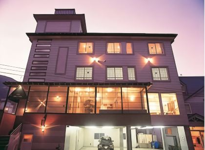 Hotel Vallee Village