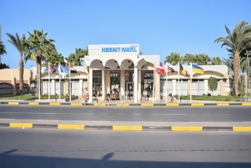 منتجع إمباير بيتش ريزورت