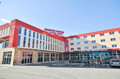 Hotel BM International - Parkplatz