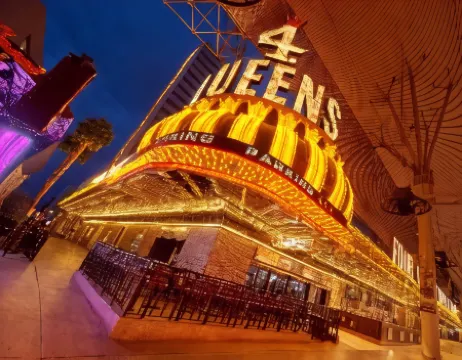 Four Queens Hotel and Casino Отели в г. Лас-Вегас