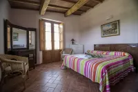 Agriturismo Belvedere di Pierini E Brugi - Homestays