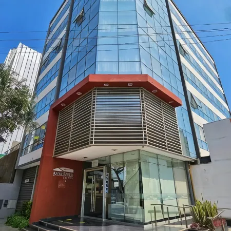 Allpa Hotel & Suites Отели рядом с достопримечательностью «Рынок Индиос»