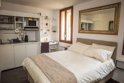 De Caesar Suite Pordenone Historical Center Hotels near Parcheggio Camion Electrolux