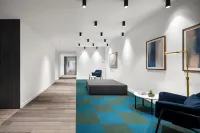 Quest Burwood East - Mountain view