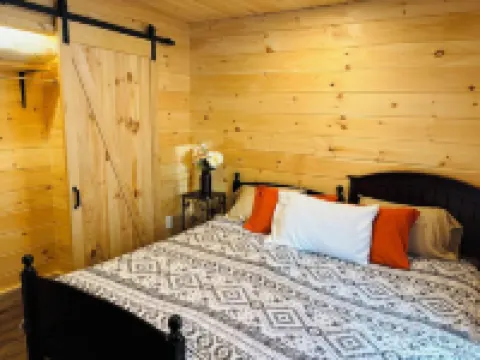 Charming 2-bedroom apartment in marvelous Bethlehem with WiFi