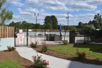 Best Western Plus Hardeeville Inn  Suites - Wifi