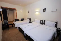 Cleopatra Hotel - Bintang 3